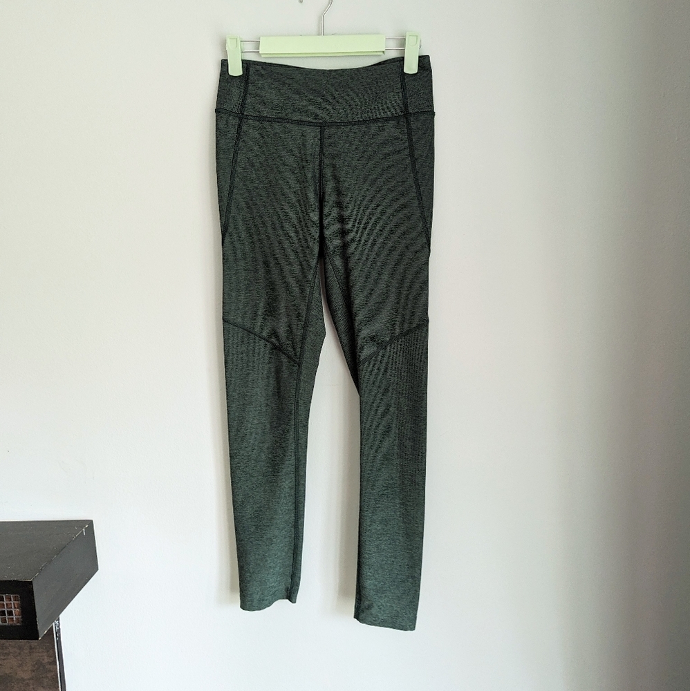 Outdoor Voices 3/4 Warmup Leggings Athletic Pants Women's Small Hunter Green 205